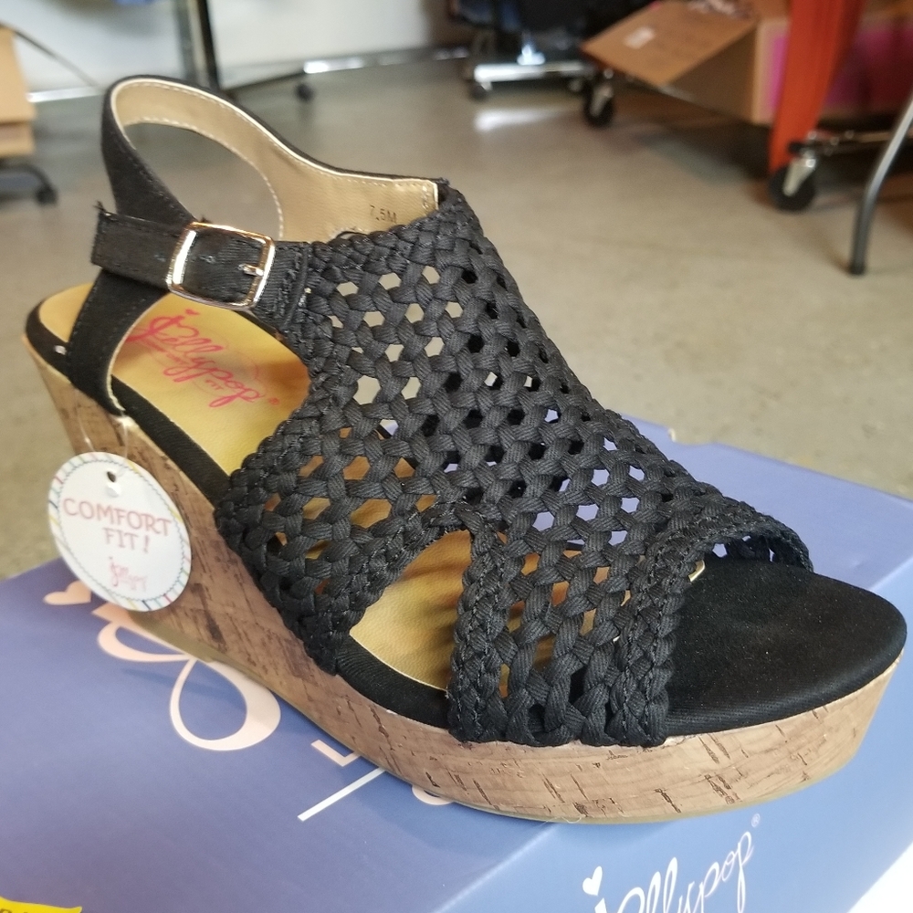NWT BLACK WEDGE SANDAL